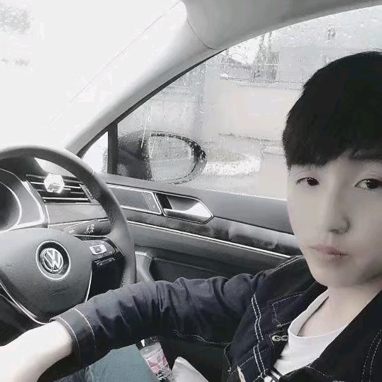 金大锤视频直播全集_金大锤资料大全-YY官方