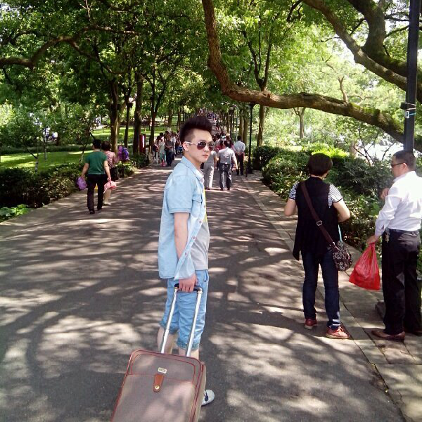 胯下流水丶蛋蛋痒视频直播全集_胯下流水丶蛋