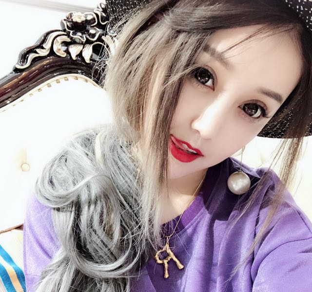 ﹏嘴唇゛爱上烟