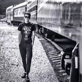 2009伍声直播间关注粉丝_2009伍声粉丝留言