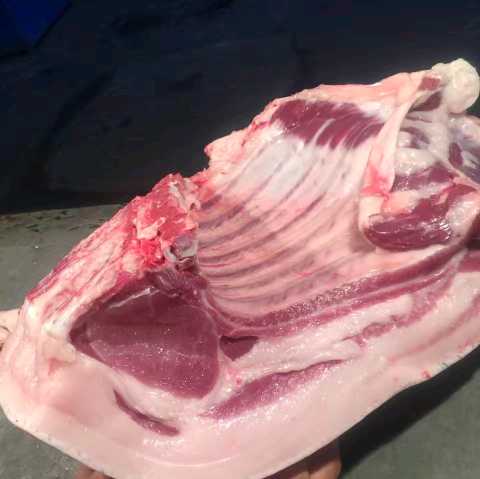 yl蝴蝶泉边(农村土猪肉)