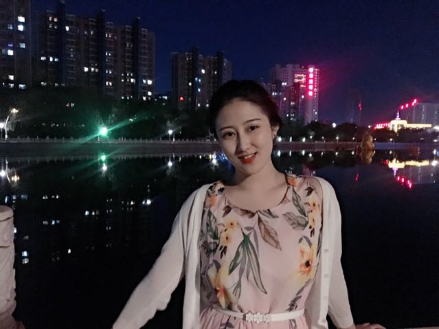关注9月17晚8点林淼儿周年庆典!