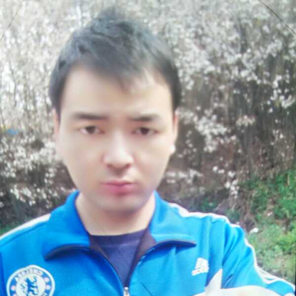 爱吃草莓的小妞妞直播间关注粉丝_爱吃草莓的