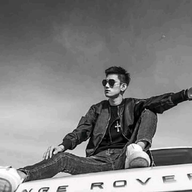 【2893 飞影关注阿哲26号生日会的吃货脸萌】