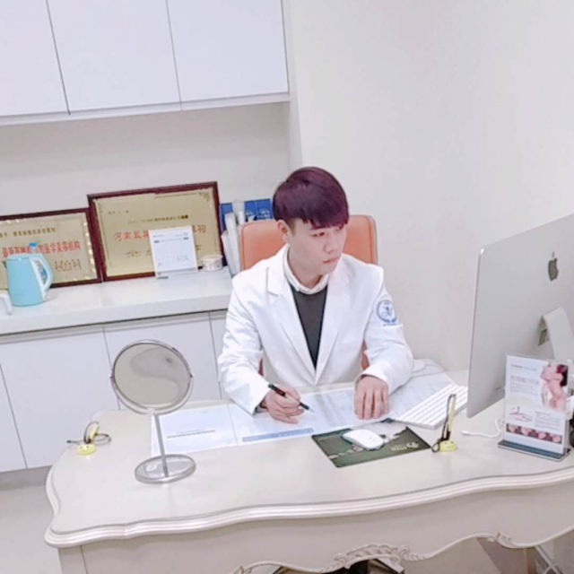 蜕变女神范(整形咨询师pyh)