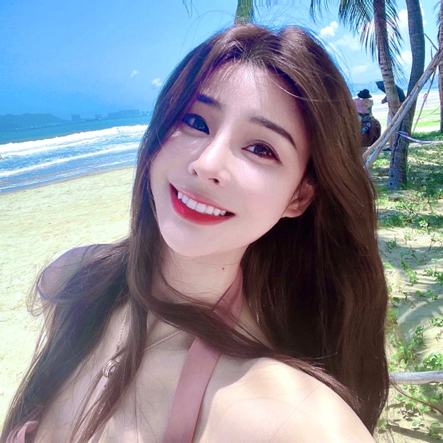 【虎娱】小迪娅-只有音乐最安全