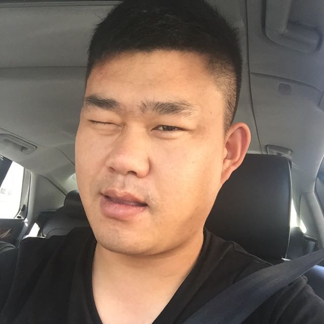 强子  