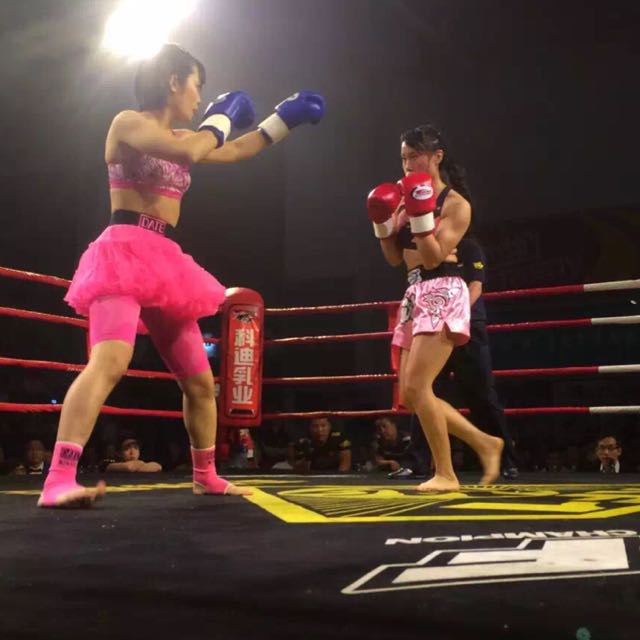 武林风女将王雪聊mma