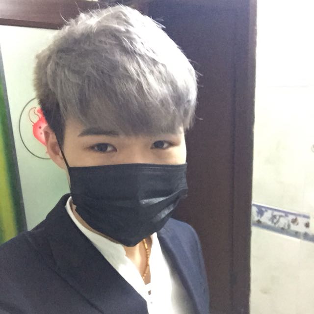 黑格子白衬衫≮绝地求生≯