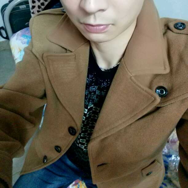 新浪微博:lol董月月 电一王者排位的关注和粉丝