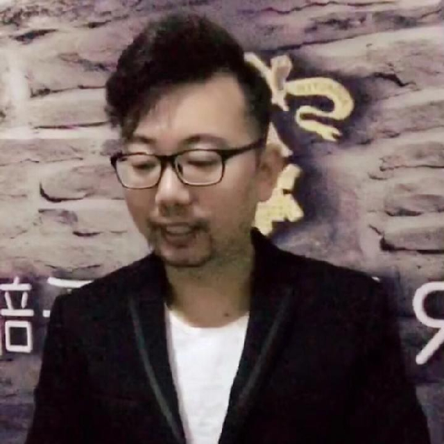 丑八怪