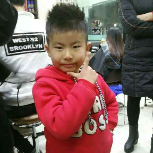 【小黄人之歌】视频直播-YY