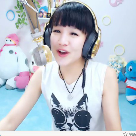 小猪直播间 - 小猪个人资料 yy live,中国最大的综合娱乐直播平台