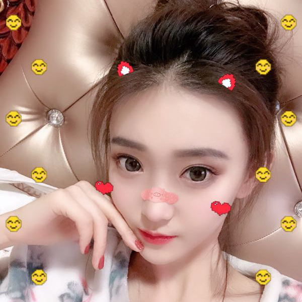 小万倾 尊师左耳