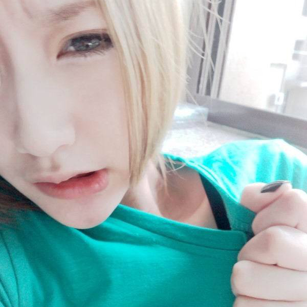 3045股哥直播间关注粉丝_3045股哥粉丝留言