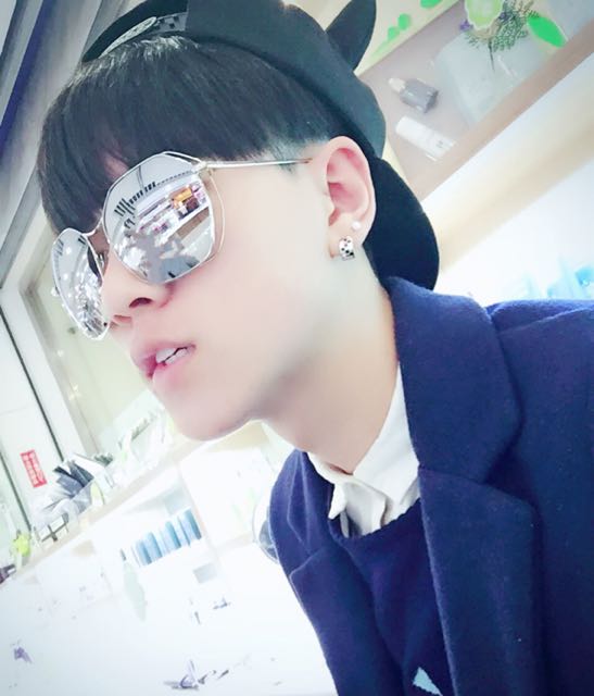 魑魅身下浪荡小诱受视频直播全集_魑魅身下浪