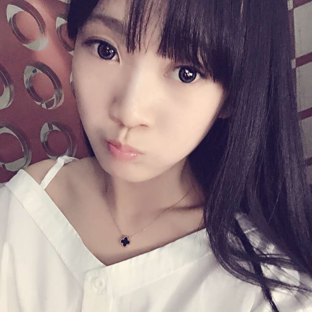 伊小伊照片yy伊小伊个人相册私照_伊小伊相册 - yy live主播资料库