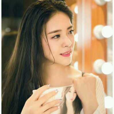 简云内衣_内衣美女(2)