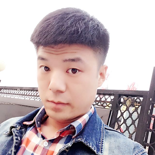 一个人在宾馆门口卖套套到富可敌国的安小贝