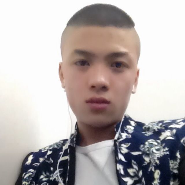 二哥照片yy二哥个人相册私照_二哥相册 - yy live主播资料库